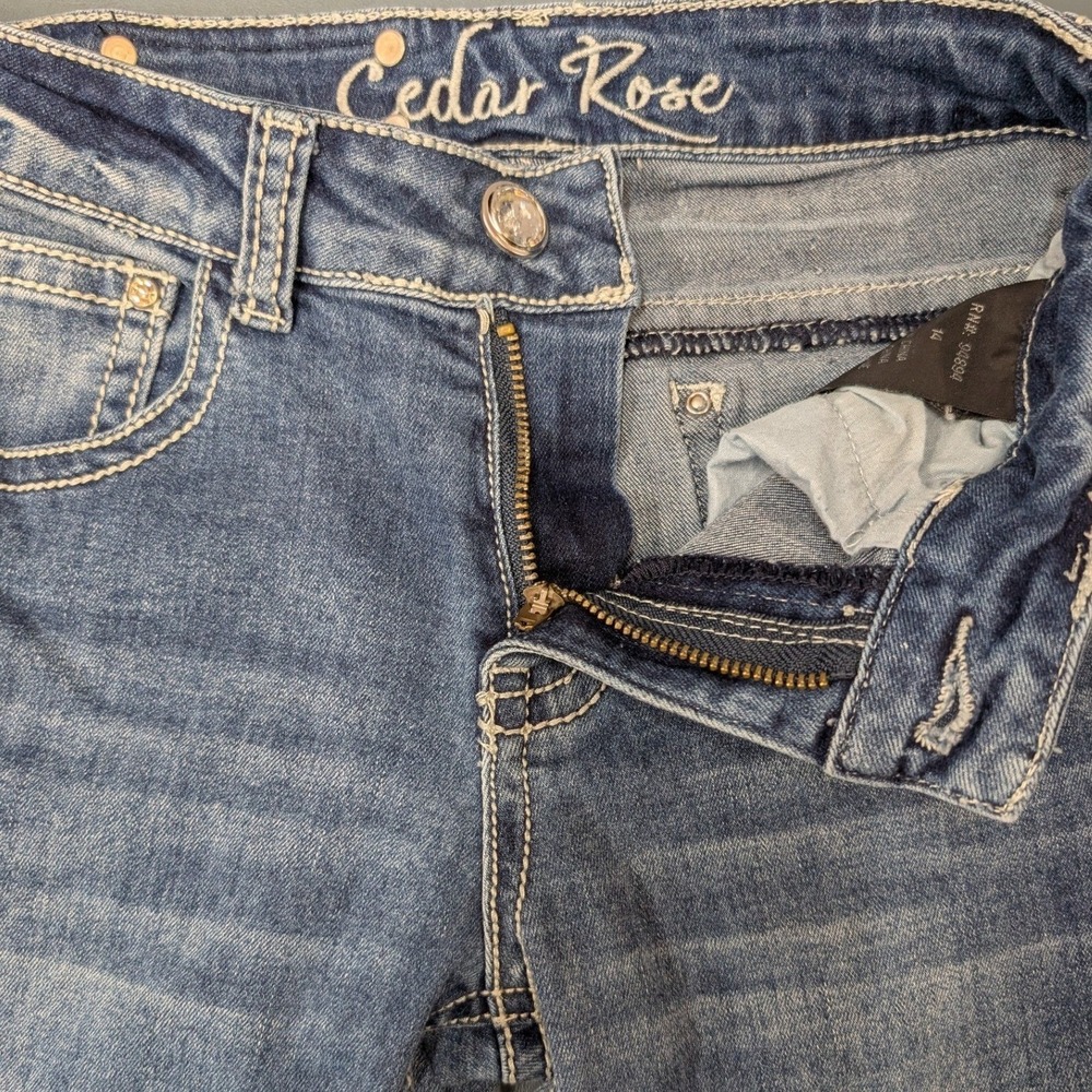 Cedar Rose Bootcut Jeans Girls 14 Blue Embroidered Dreamcatcher Rhinestone - Picture 9 of 14